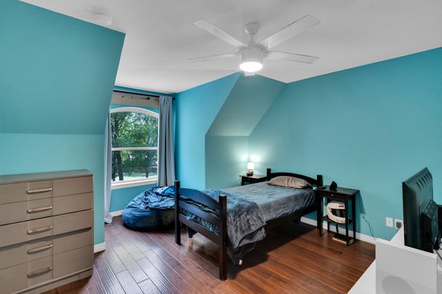 2831 Keri Court, Midlothian, TX 76065