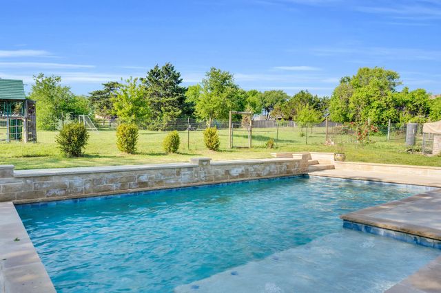 2831 Keri Court, Midlothian, TX 76065