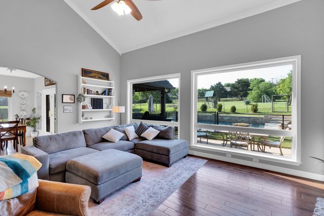 2831 Keri Court, Midlothian, TX 76065
