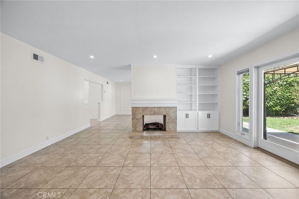 831 E Hoover, Orange, CA 92867 — photo 4