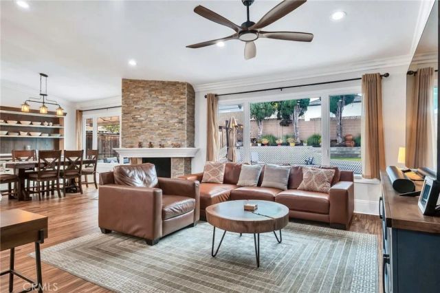 2021 Sheffield, La Habra, CA 90631