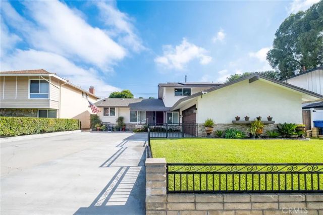 2021 Sheffield, La Habra, CA 90631
