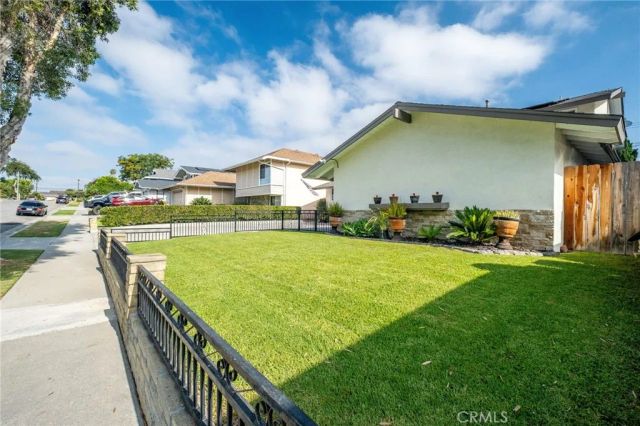 2021 Sheffield, La Habra, CA 90631