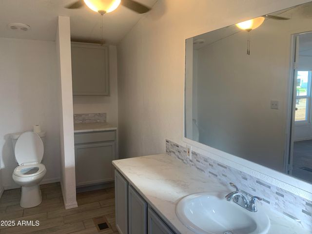 6515 W WARREN Drive, Casa Grande, AZ 85194