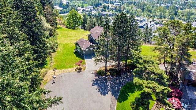 5905 229th Ave SE, Issaquah, WA 98029