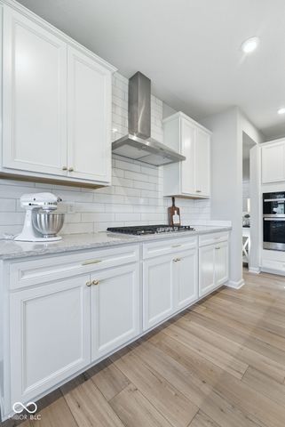 5350 Oak Knoll Drive, Whitestown, IN 46075