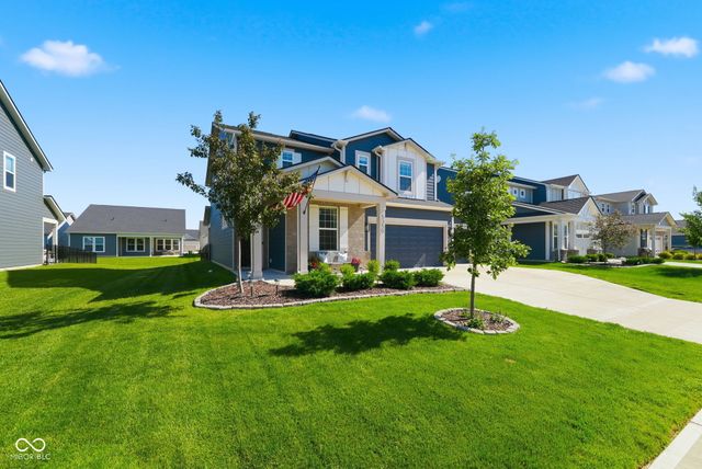 5350 Oak Knoll Drive, Whitestown, IN 46075