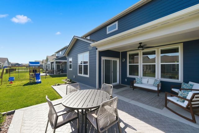5350 Oak Knoll Drive, Whitestown, IN 46075