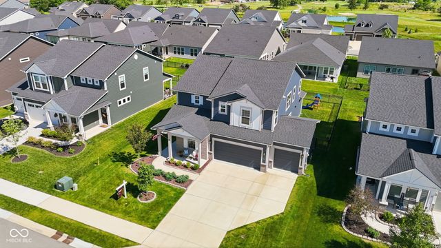 5350 Oak Knoll Drive, Whitestown, IN 46075