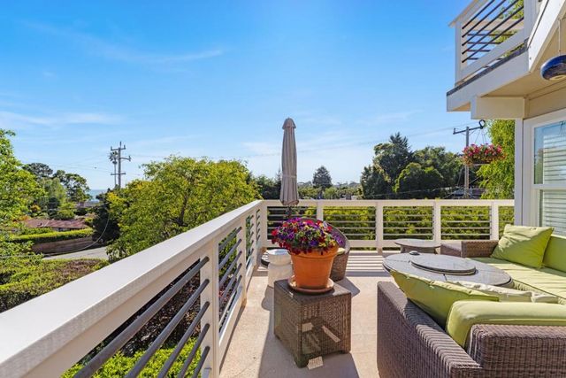 233 Wixon Avenue, Aptos, CA 95003