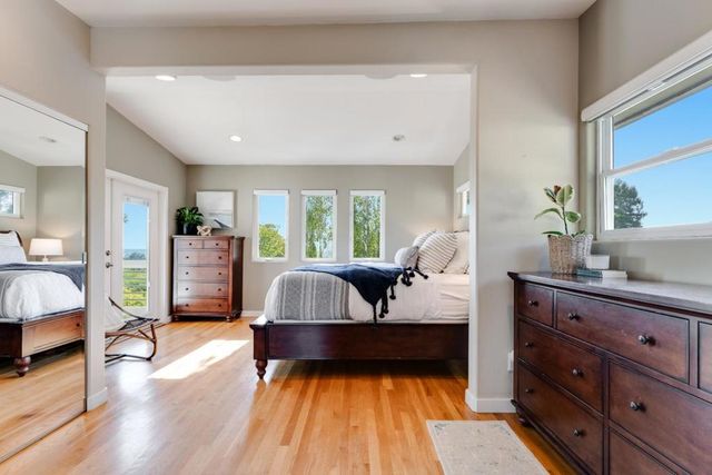 233 Wixon Avenue, Aptos, CA 95003