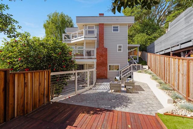 233 Wixon Avenue, Aptos, CA 95003