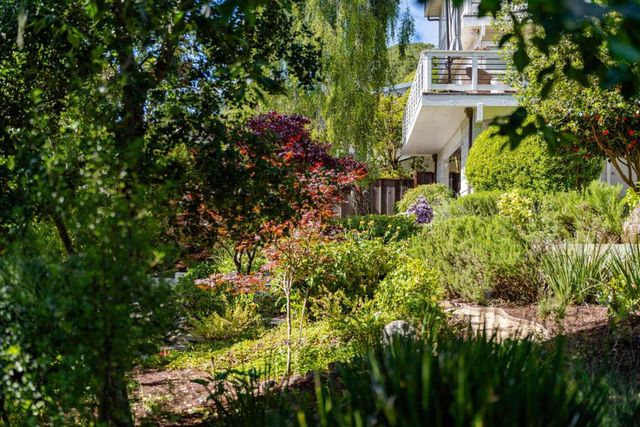 233 Wixon Avenue, Aptos, CA 95003