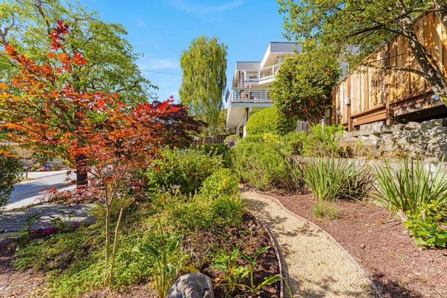 233 Wixon Avenue, Aptos, CA 95003