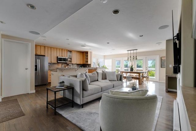 233 Wixon Avenue, Aptos, CA 95003
