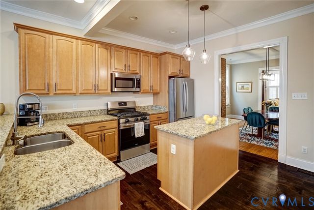 617 N 31st St, Richmond, VA 23223