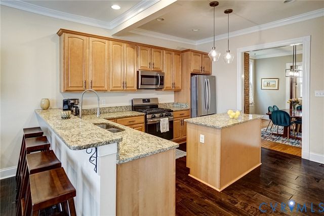 617 N 31st St, Richmond, VA 23223