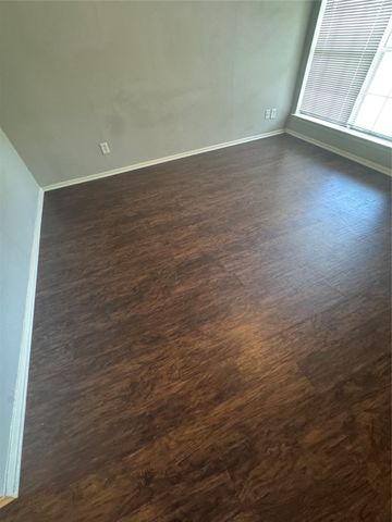 1621 Blue Meadow Street, Dallas, TX 75217