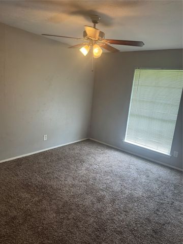 1621 Blue Meadow Street, Dallas, TX 75217