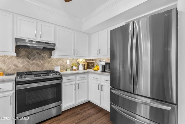 30 Forge Court, Jackson, NJ 08527