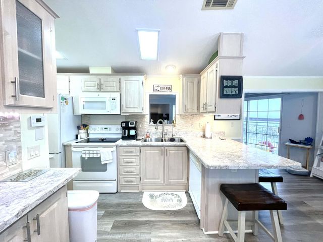 7950 Hwy 78 W 111, Okeechobee, FL 34974