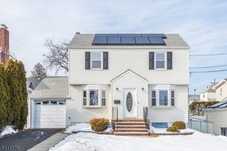 10 Burlington Rd, Clifton City, NJ 07012