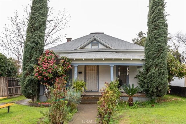 1031 K, Reedley, CA 93654