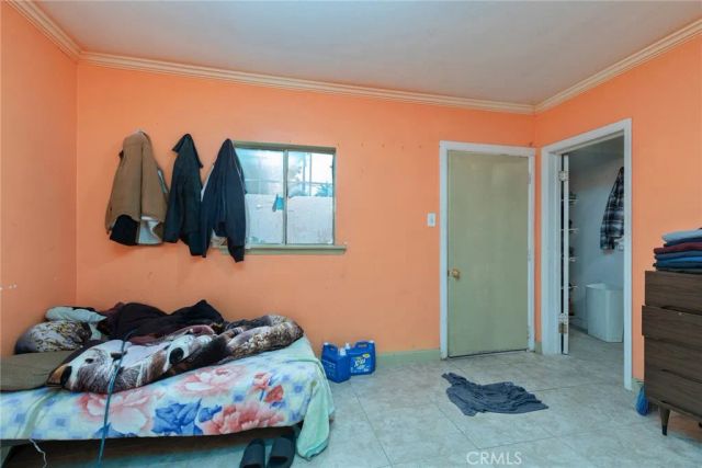 1031 K, Reedley, CA 93654