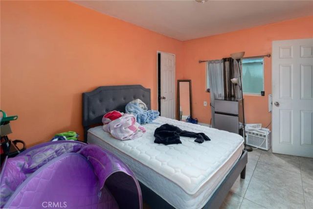 1031 K, Reedley, CA 93654