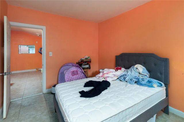 1031 K, Reedley, CA 93654