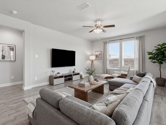 16032 Farringdon Way, Fort Worth, TX 76247