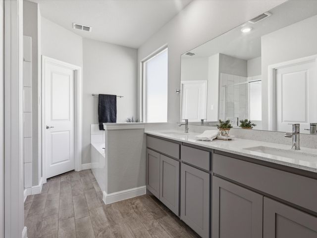 16032 Farringdon Way, Fort Worth, TX 76247