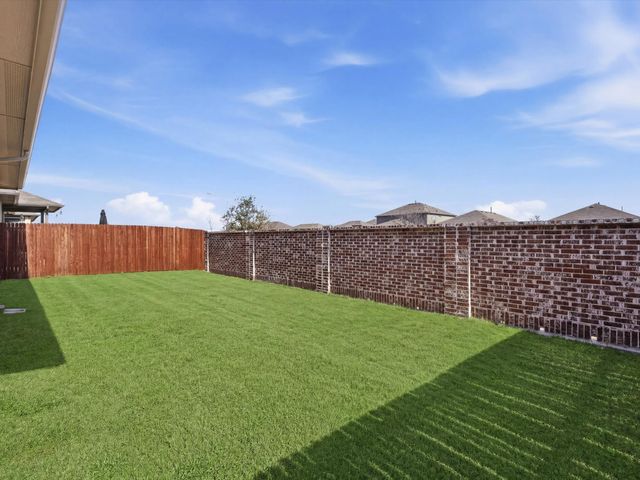 16032 Farringdon Way, Fort Worth, TX 76247