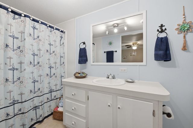 539 Key Largo Ave., Murrells Inlet, SC 29576