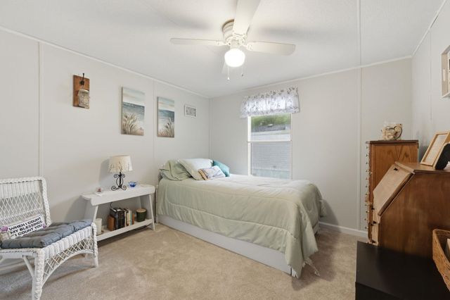 539 Key Largo Ave., Murrells Inlet, SC 29576