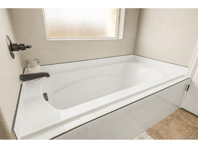 1817 106th Ave, Greeley, CO 80634