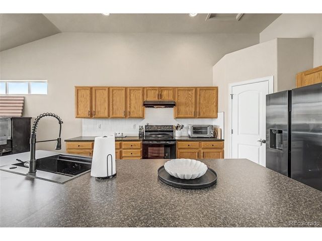 1817 106th Ave, Greeley, CO 80634