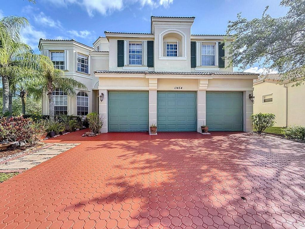 11454 SW Fieldstone Way, Port St Lucie, FL 34987