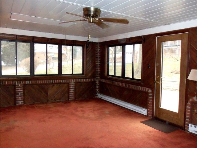 145 Wren Way, South Strabane, PA 15301