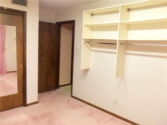 145 Wren Way, South Strabane, PA 15301