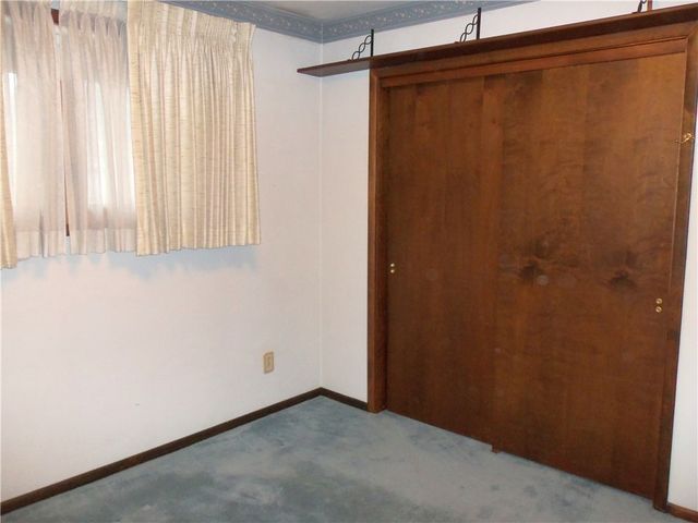 145 Wren Way, South Strabane, PA 15301