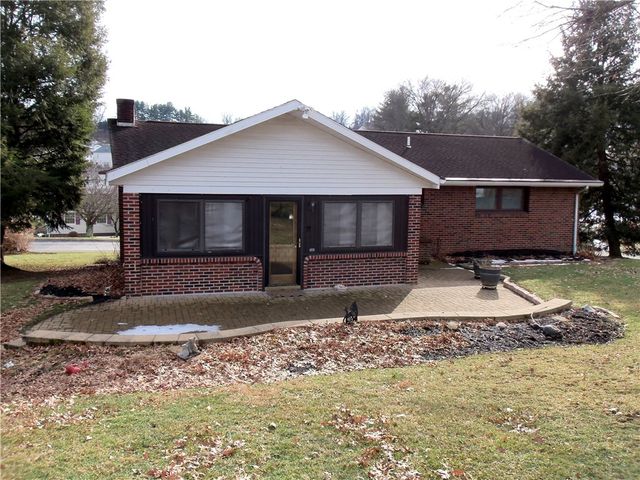 145 Wren Way, South Strabane, PA 15301