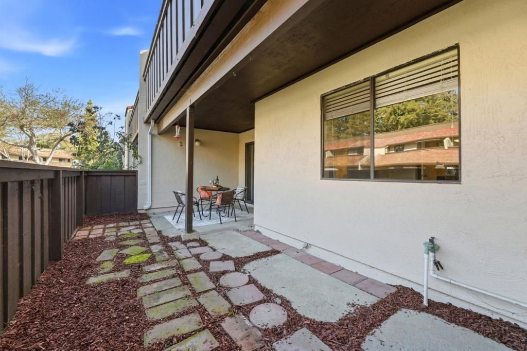 Image 27 of property listing at 999 W Evelyn Terrace 75, Sunnyvale, CA 94086