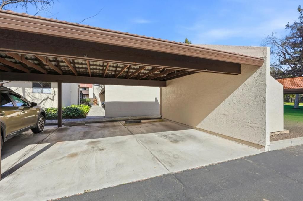 Image 32 of property listing at 999 W Evelyn Terrace 75, Sunnyvale, CA 94086