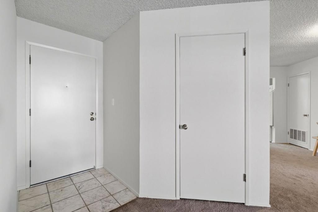 Image 6 of property listing at 999 W Evelyn Terrace 75, Sunnyvale, CA 94086