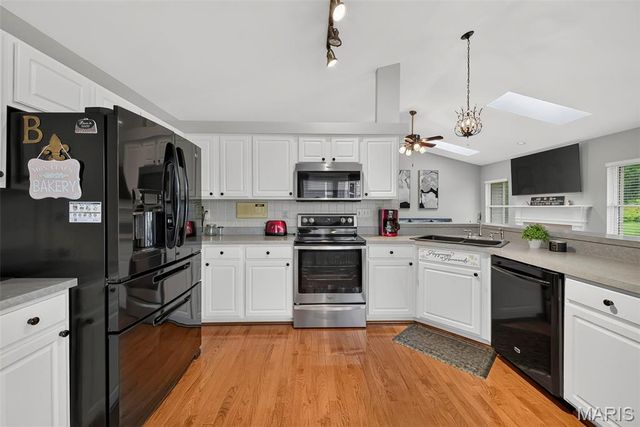 2 Moonstone Court, O'fallon, MO 63366