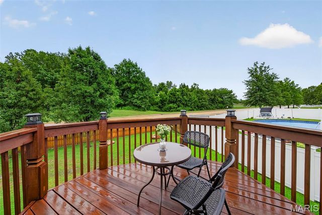 2 Moonstone Court, O'fallon, MO 63366