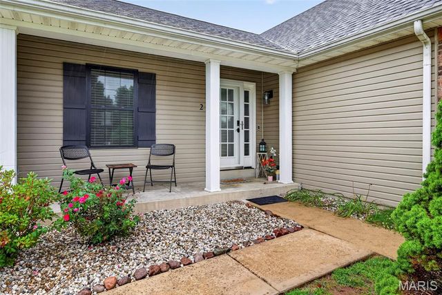 2 Moonstone Court, O'fallon, MO 63366