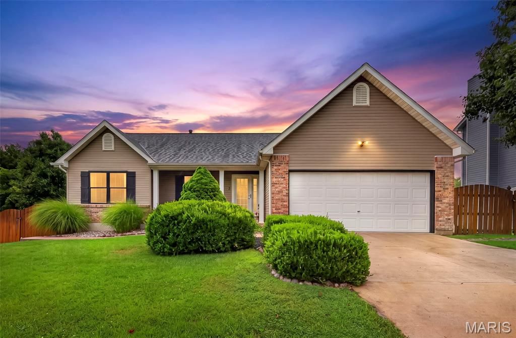 2 Moonstone Court, O'fallon, MO 63366