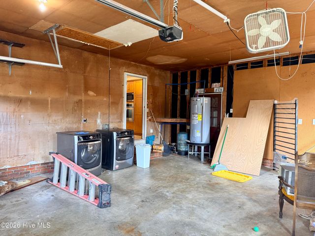 4825 College Acres Drive, Wilmington, NC 28403
